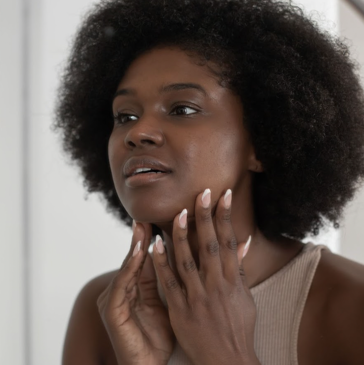 Naturalle Multi-action Extreme Glow Revitalizing Face Serum